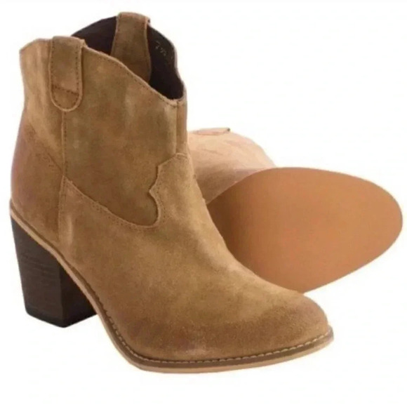 Free People Shoes - Free People Western Suede Boots